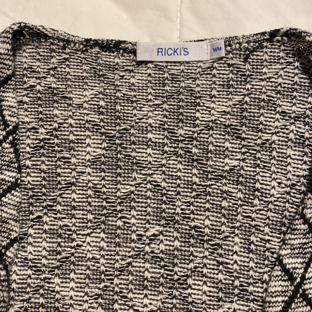 Pattern Cardigan - Picture 3 of 5